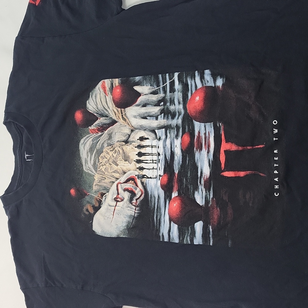 IT Horror Graphic T-Shirt - Size Large